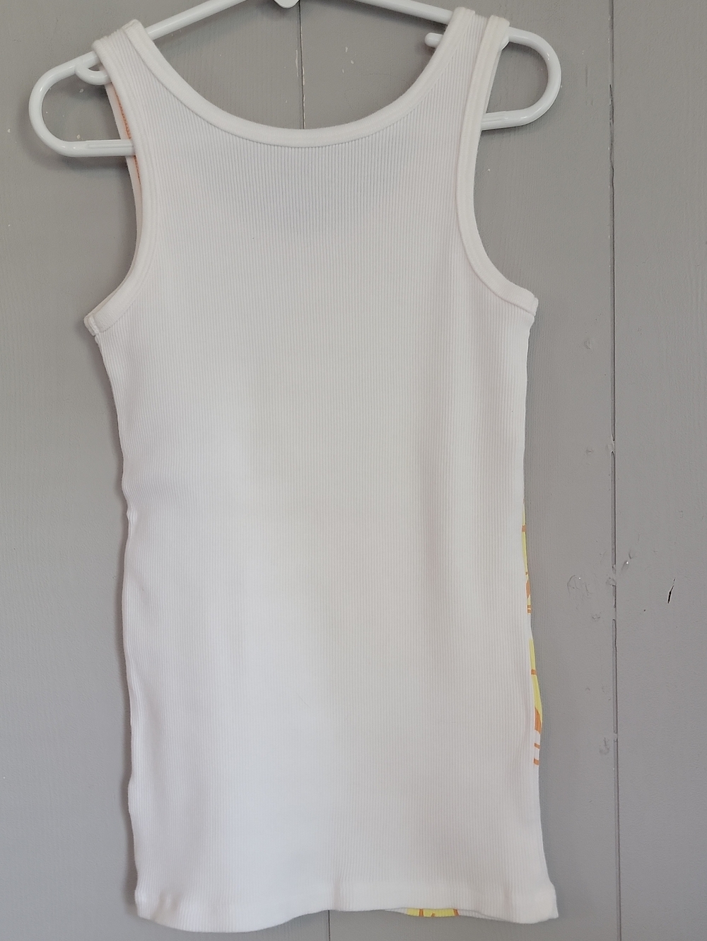 🌴 NWOT Old Navy Girls White Tank Top With Yellow Sunflower, Size M - Picture 4 of 5